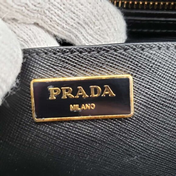 100% Authentic Prada Galleria Black Leather Shoulder Bag - Picture 15 of 16